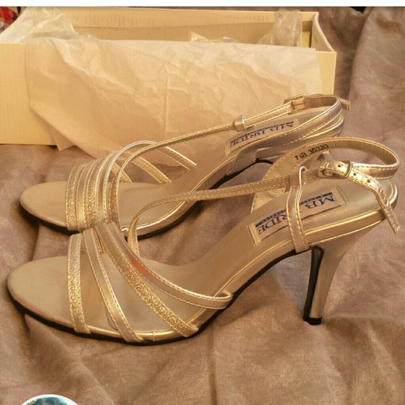 Not for sale - Picture 2 of 4